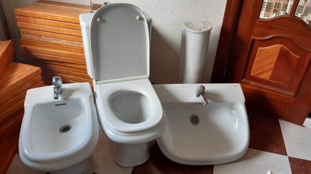BIDÉ  Y  LAVABO