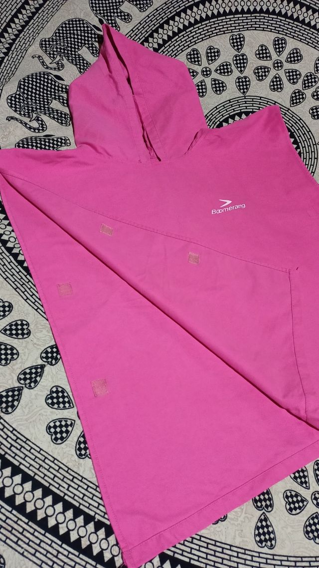 Poncho toalla boomerang 