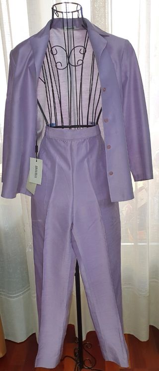 Traje tres piezas,Emanuelli