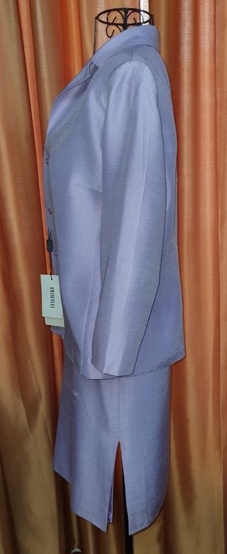 Traje tres piezas,Emanuelli