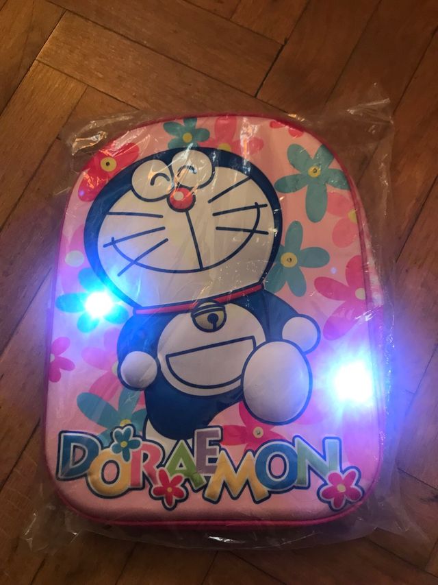 Zaino prescolare Doraimon con luce