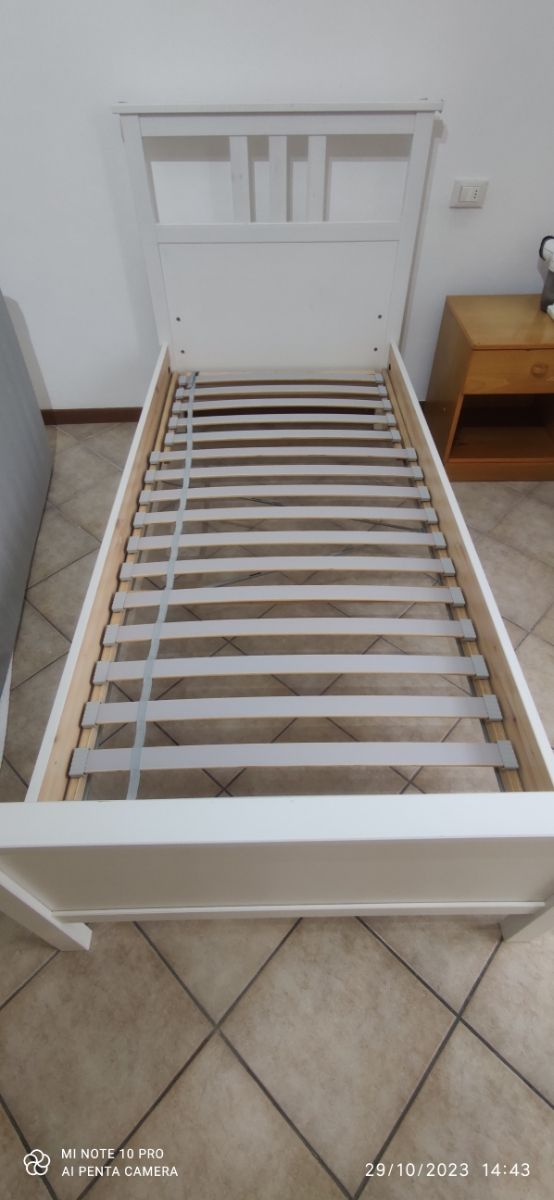 Letto Ikea Hemnes