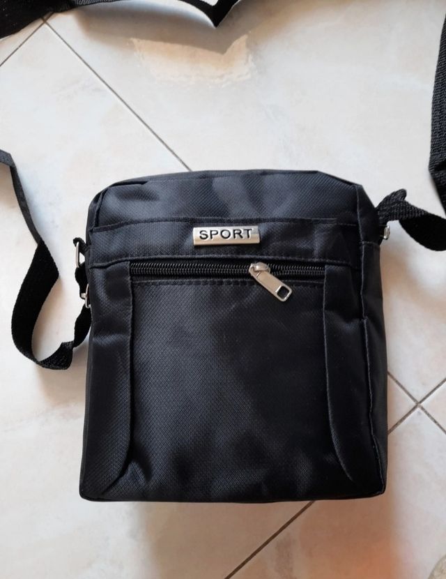 Borsello uomo a tracolla