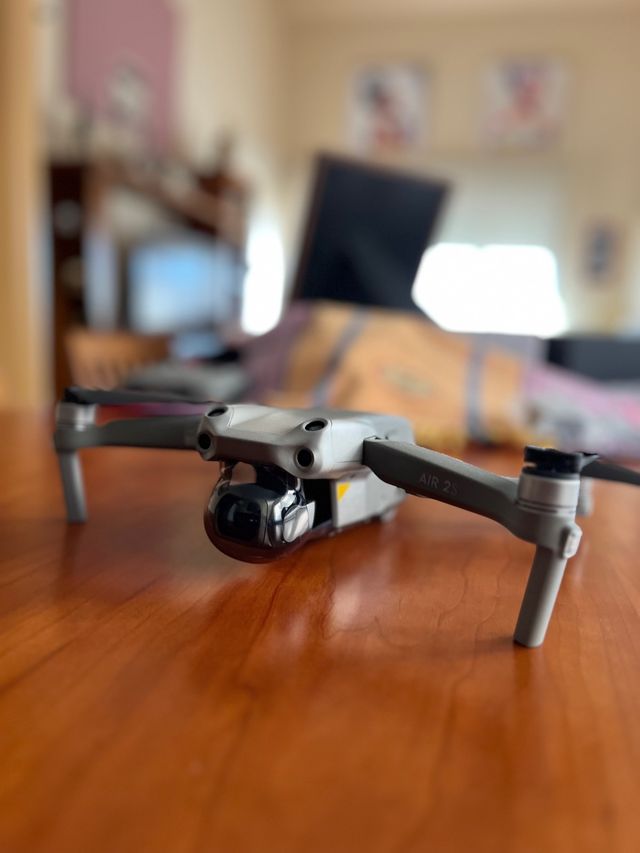 DJI Mavic air 2s Fly more Combo + DJI Refresh