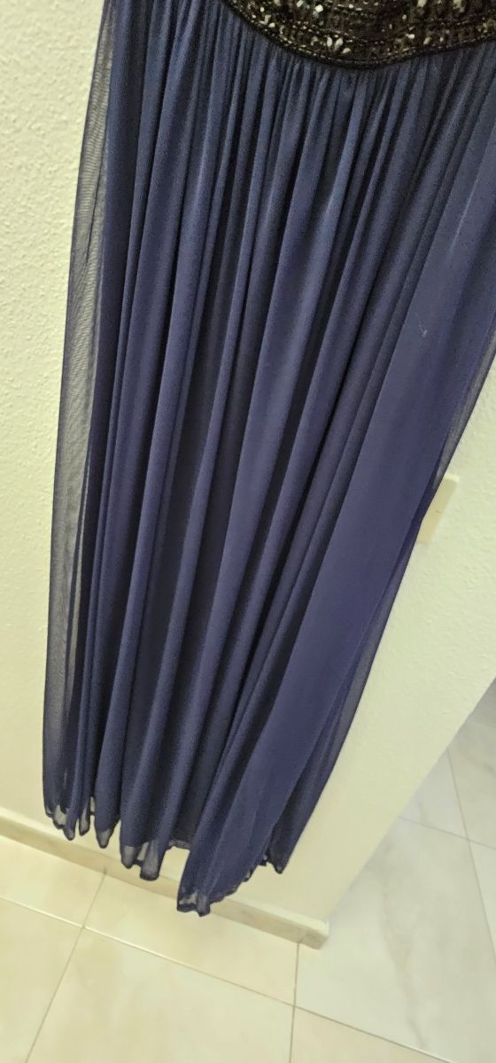 Vestido largo de fiesta azul marino y negro