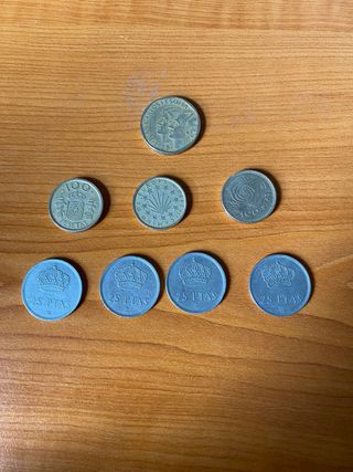 Monedas de 500-100 y 25 pesetas