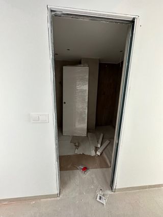 instalacion de puertas en block