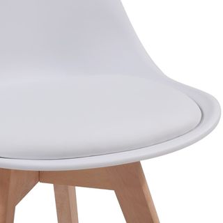 DISPONIBLE SILLA ESTILO NORDICA CON COJÍN 