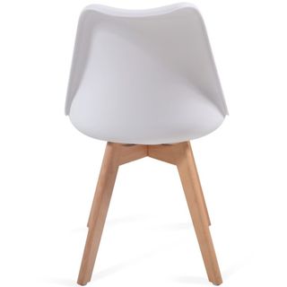 DISPONIBLE SILLA ESTILO NORDICA CON COJÍN 