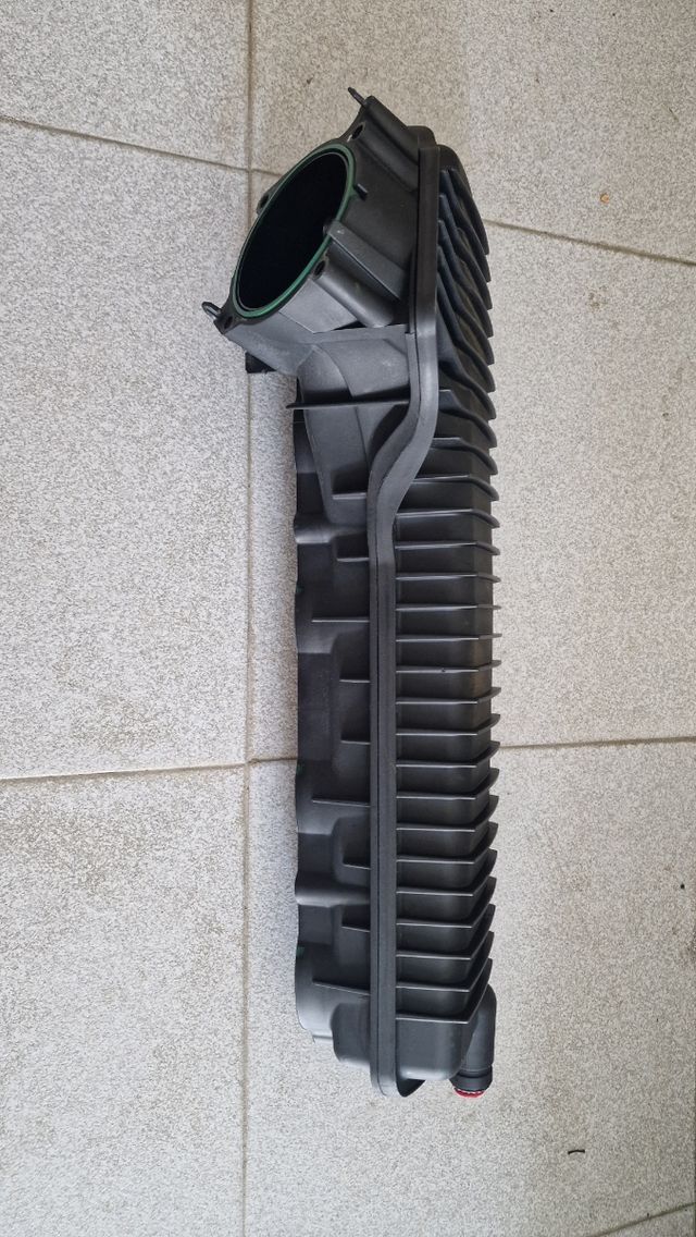 Colector admisión Ford Focus ST RS 2.5T Volvo