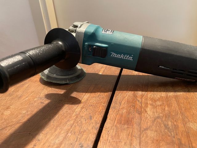 SMERIGLIATRICE MAKITA
