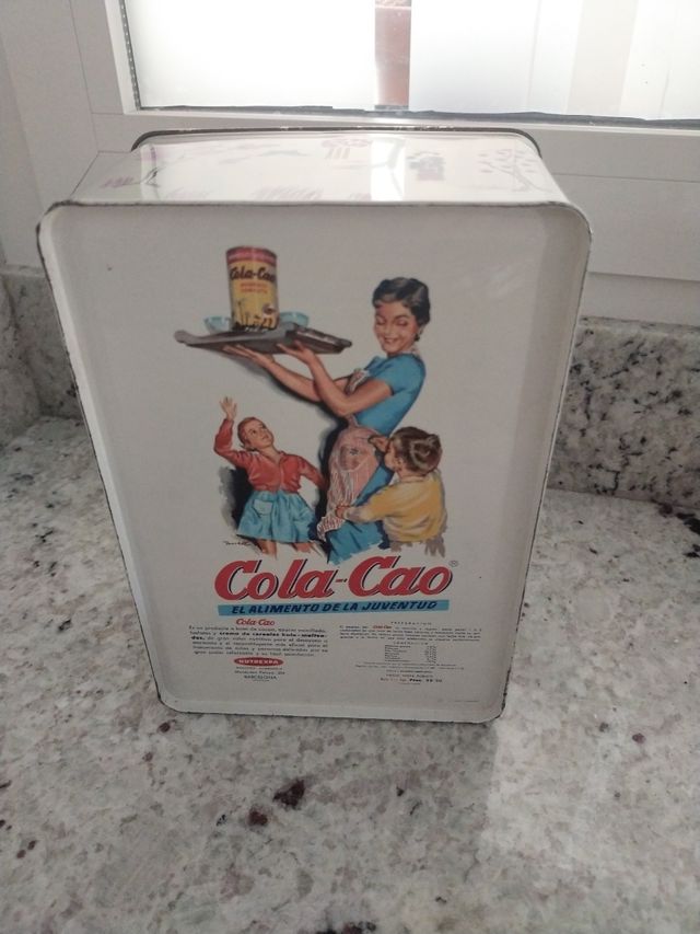 Caja metal colacao gris fotos