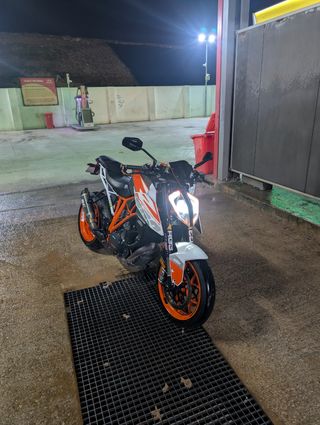 KTM superduke 1290r