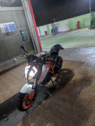 KTM superduke 1290r