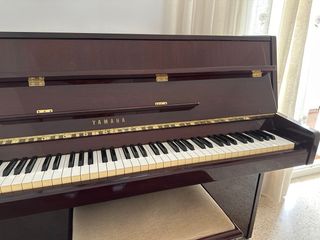 Piano Yamaha  OFERTA !!!  bajamos precio !!!!!