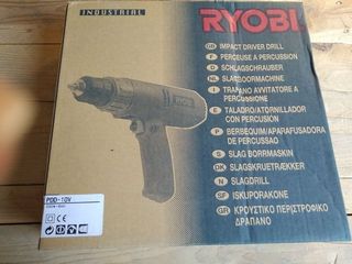 RYOBI PDD-10V Taladro-atornillador percusión 390W
