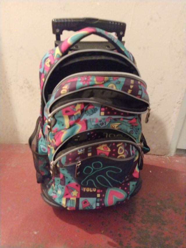 Mochila escolar totto con ruedas