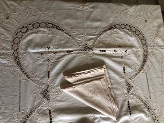 Tovaglia perle feste da 12 lavata stiro lavanderia