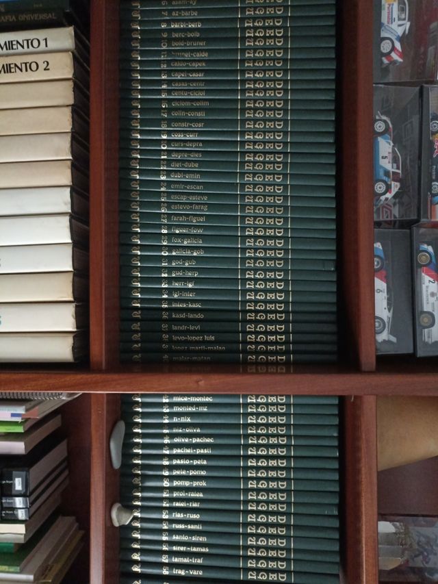 Diccionario enciclopédico Galego Universal 