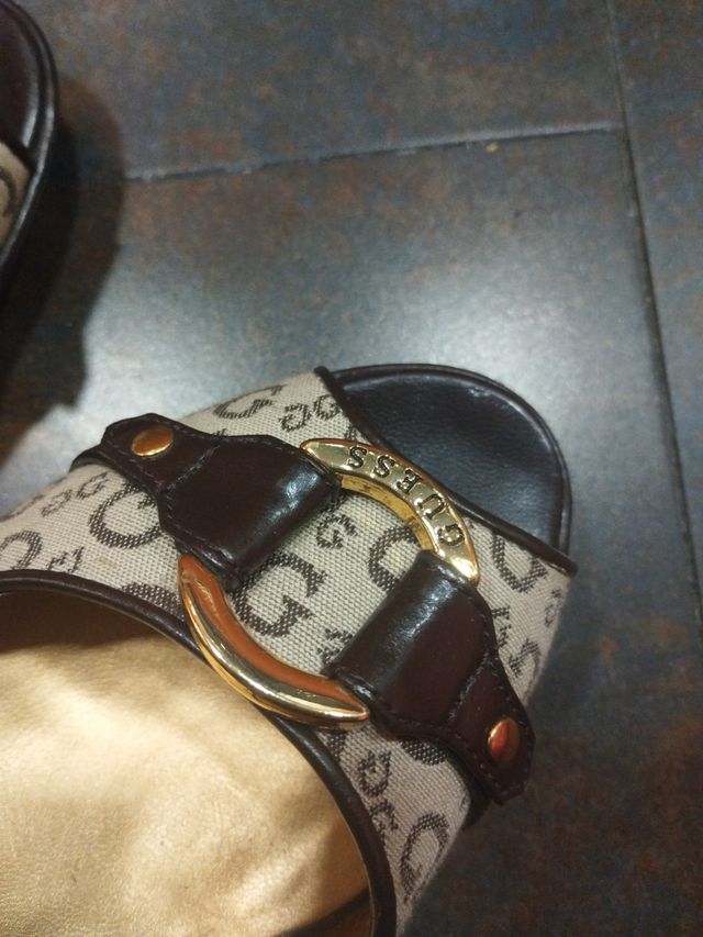 Zapatos Originales Guess