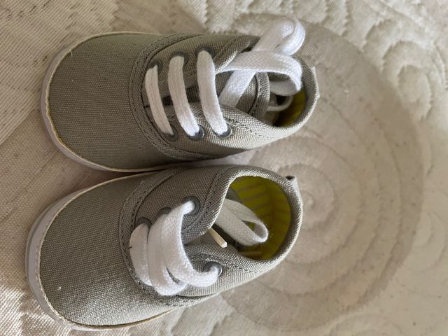 Zapatillas recién nacido
