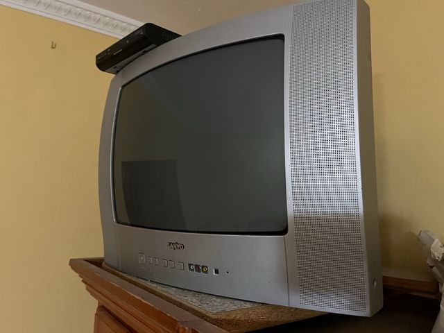 TELEVISOR SANYO 23 PULGADAS
