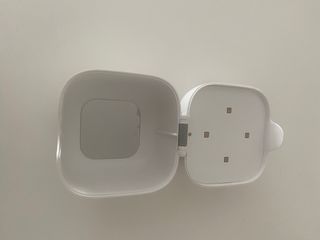 Mini Esterilizador UV de chupetes portatil