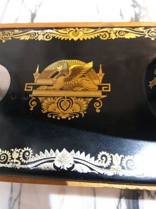 MÁQUINA DE COSER marca SINGER