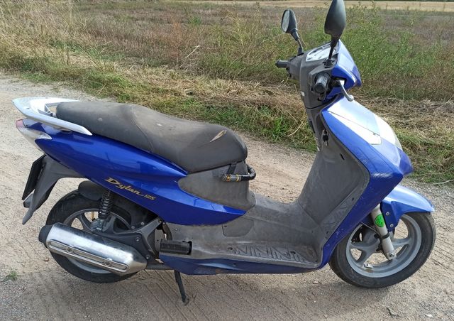 Honda Dylan 125 06'