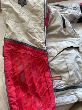 CHAQUETA DESCENTE ALTA GAMA