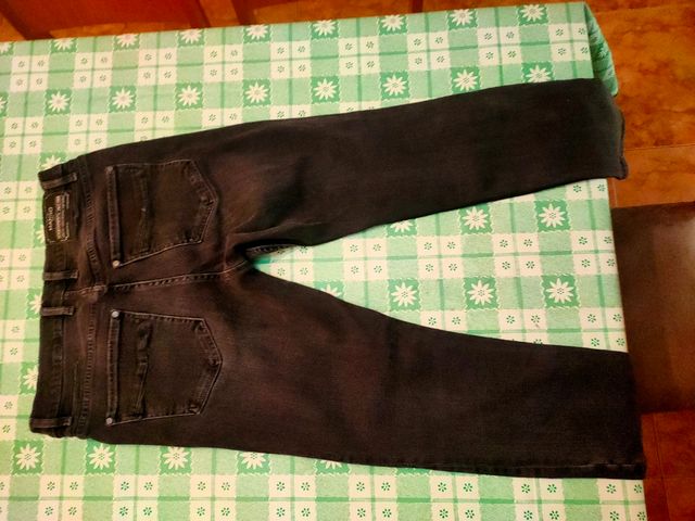 Pantalón mango talla 42