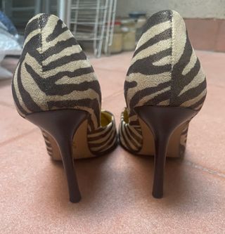 Zapatos Guess como nuevos