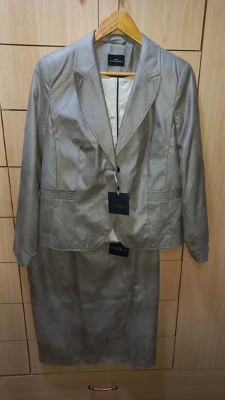 Traje chaqueta gris 46