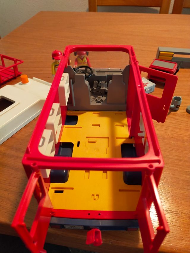 Playmobil vehiculo asistencia