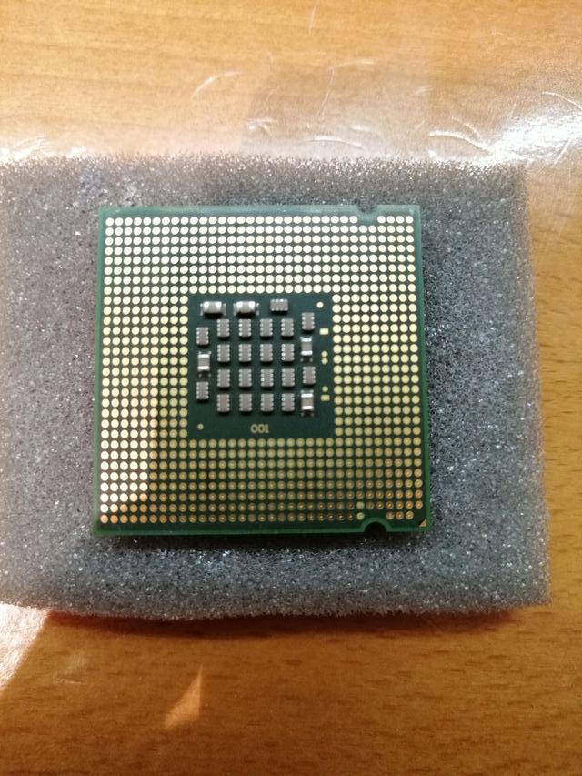 Intel Pentium 4 3 GHz 1M/800 MHz 2004