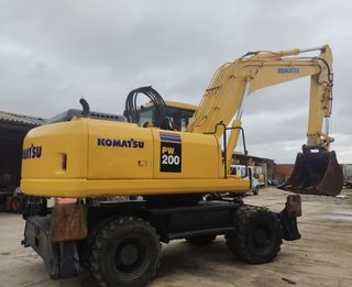 Retroexcacadora KOMATSU PW200-7K