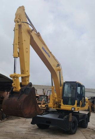 Retroexcacadora KOMATSU PW200-7K