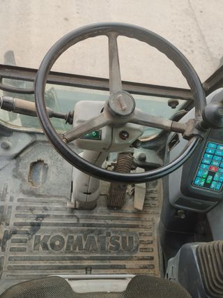 Retroexcacadora KOMATSU PW200-7K