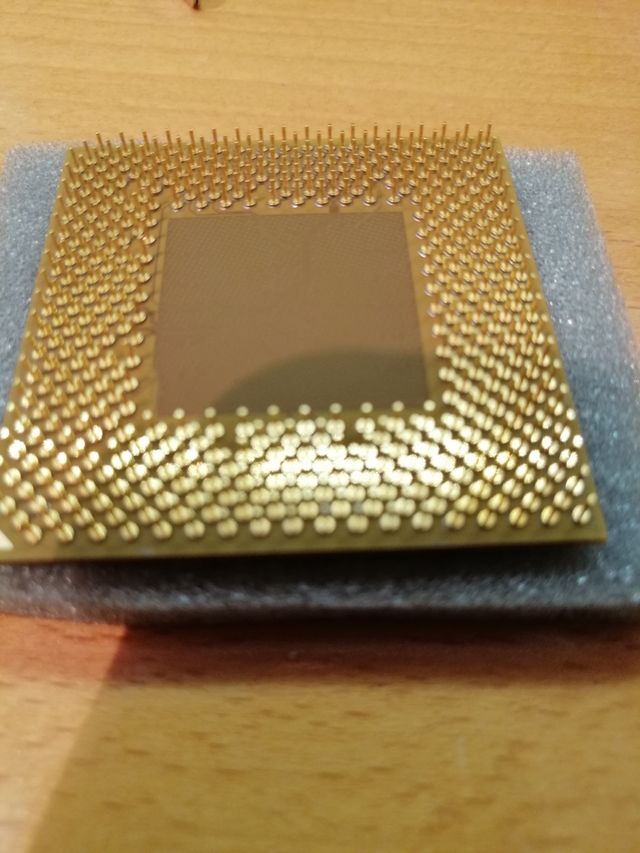 AMD Sempron SDA2400DUT3D