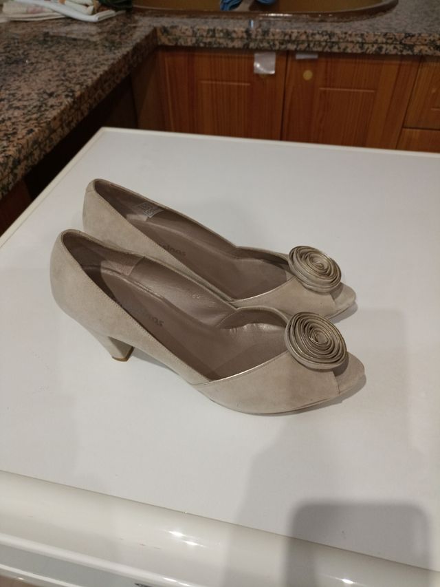 Zapatos número 38 peep-toe