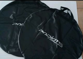 2 Bolsas para Ruedas NUEVAS