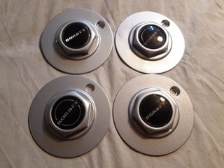 2 + 2 Llantas Borbet 17" 5x112 y sus tapas.