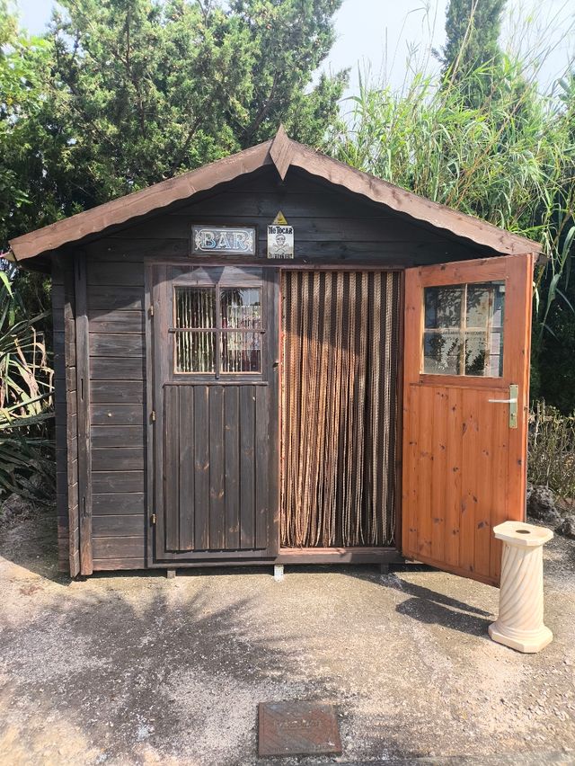 Huerto con agua y luz