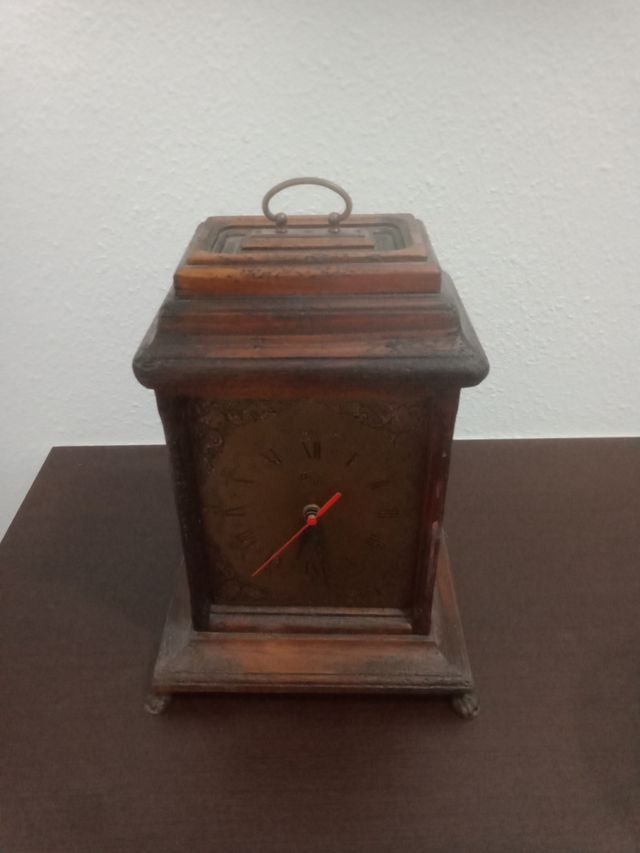 Orologio da tavolo antico