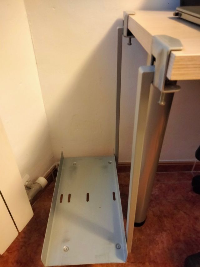 Soporte para Torre ordenador