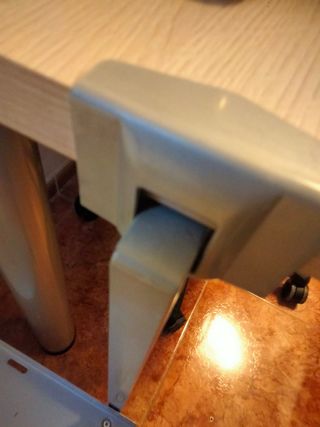 Soporte para Torre ordenador