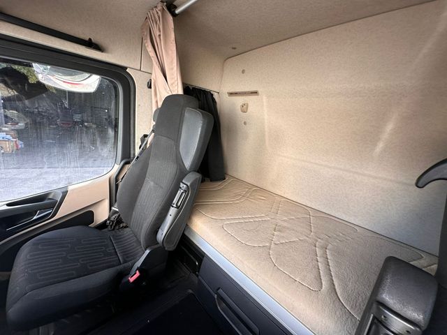 MERCEDES ACTROS 2551***6X2//68T***