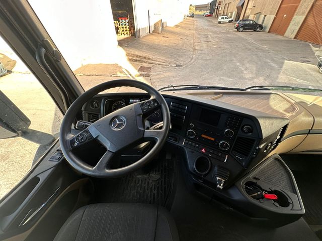 MERCEDES ACTROS 2551***6X2//68T***