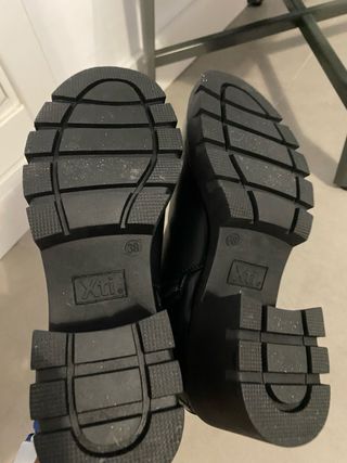 bota Xti negro