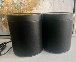 home cinema Yamaha Music Cast y altavoces